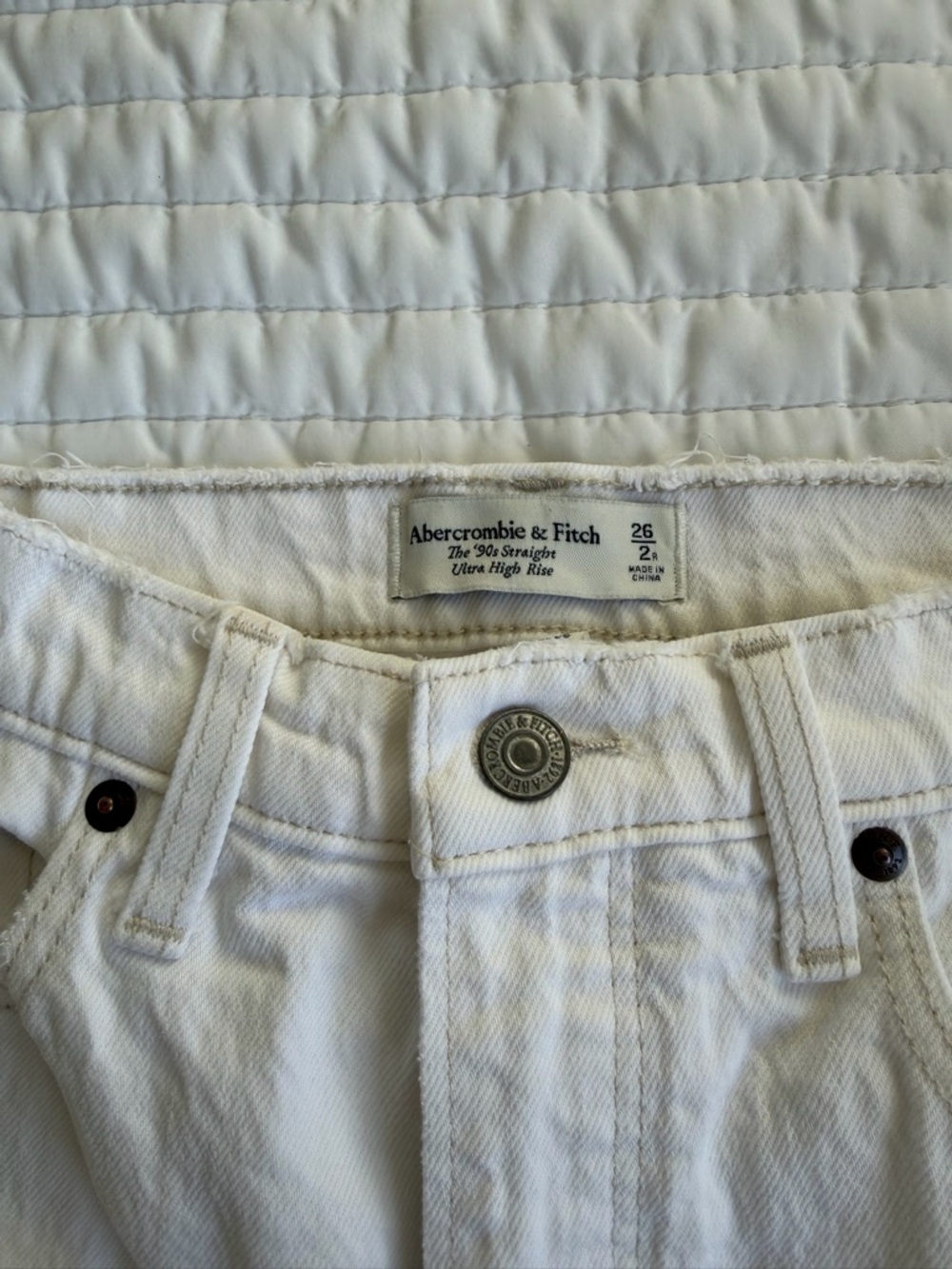 Abercrombie & Fitch White 90s Straight Jeans